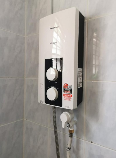 Panasonic DH-3RP1MK Home Shower Dc Pump